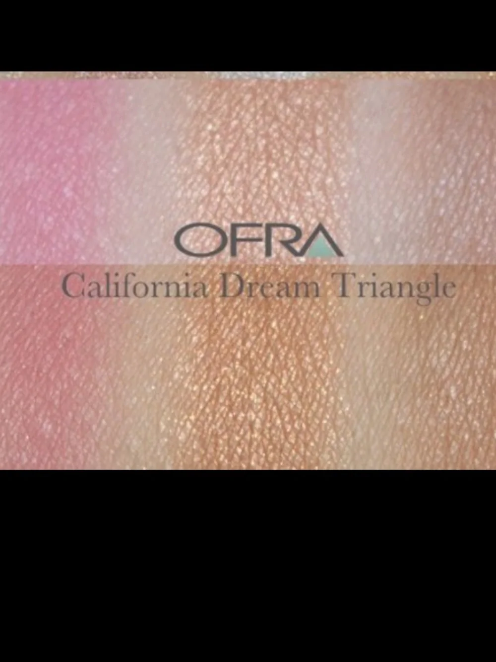 OFRA California Dream Triangle Makeup Compact